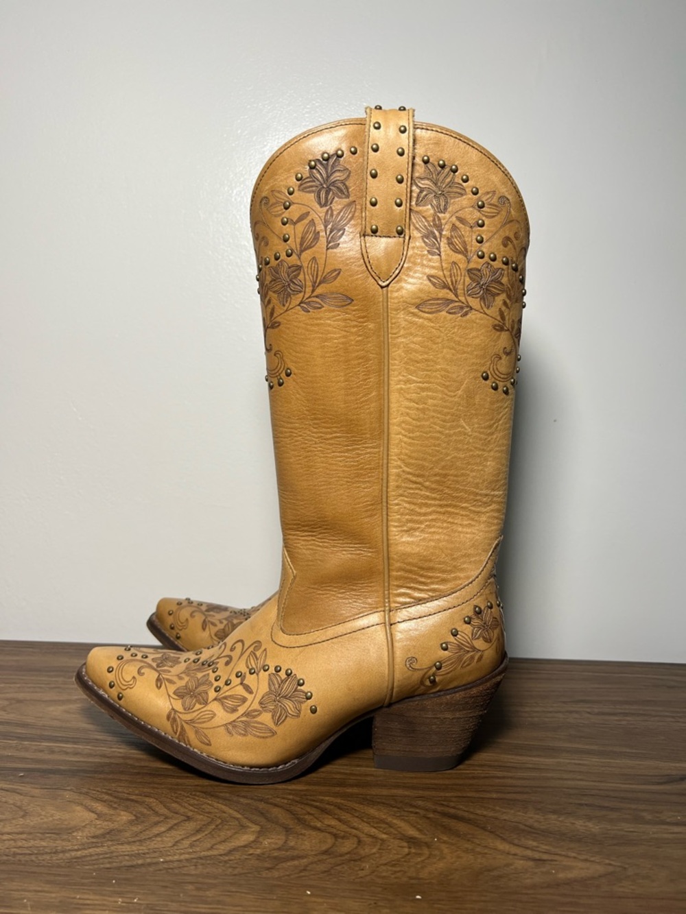 Shyanne Women's Dahlia Western Boot Snip Toe - Picture 3 of 9